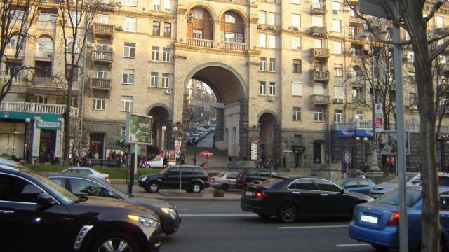 Buying and Exporting a Car from the USA to Ukraine: A Comprehensive Guide