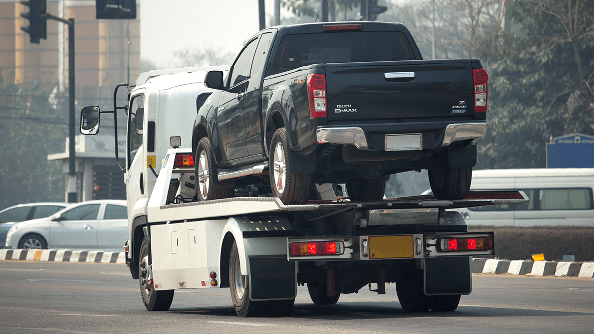 How to Buy and Ship a Truck From a Truck Auction