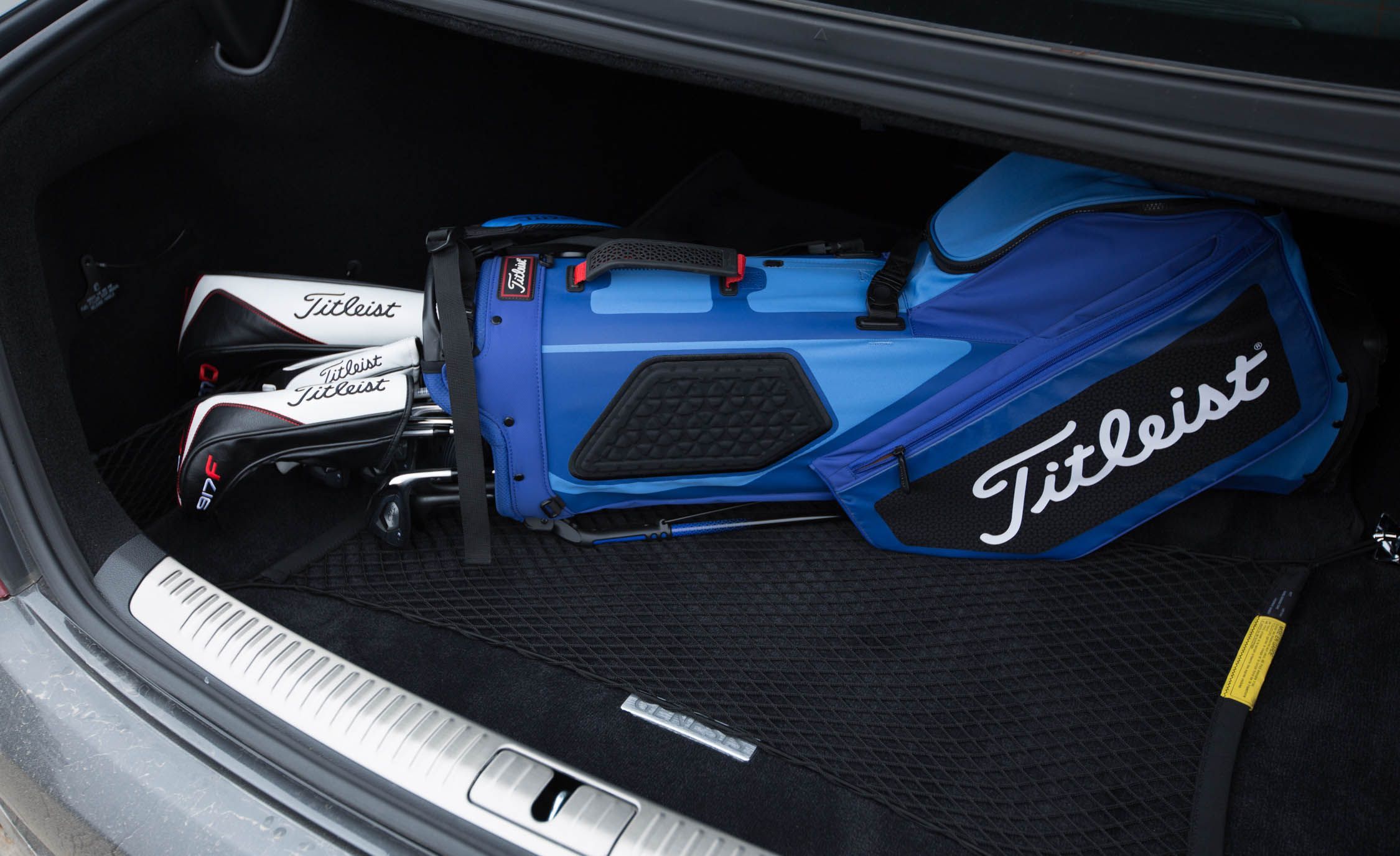 4 Essential Car Escape Accessories Every Driver Should Have