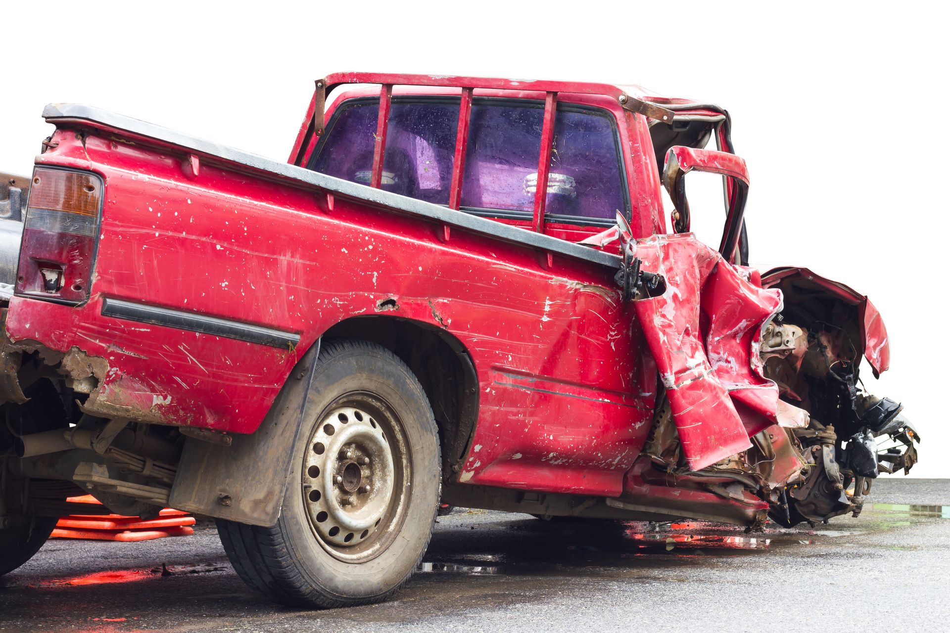 How to Evaluate Totaled Trucks Before Buying