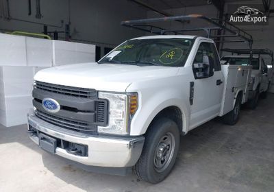 2019 Ford F-350 Xl 1FDRF3A6XKEF04504 photo 1