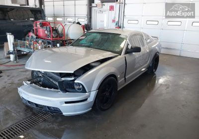 2005 Ford Mustang 1ZVFT82H455249069 photo 1