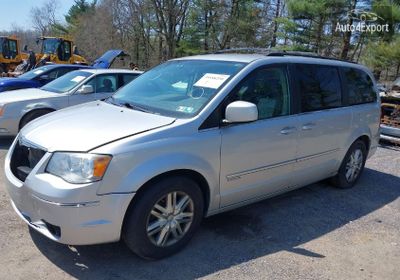 2A4RR5DX2AR273640 2010 Chrysler Town & Country Touring photo 1