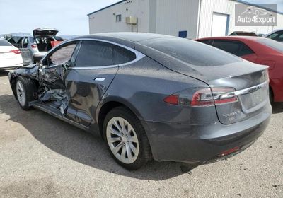 2018 Tesla Model S 5YJSA1E22JF284840 photo 1