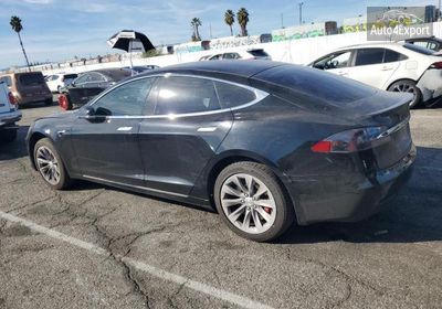 2019 Tesla Model S 5YJSA1E48KF331890 photo 1